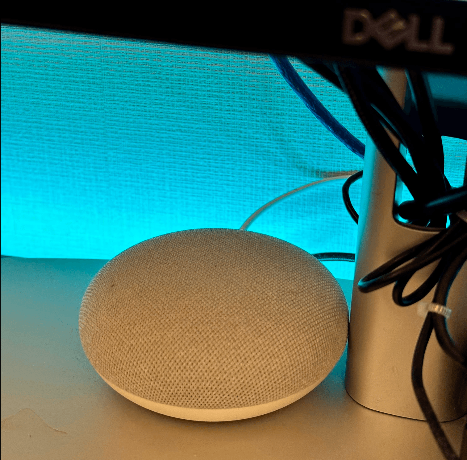 Google Nest Mini スマートスピーカー