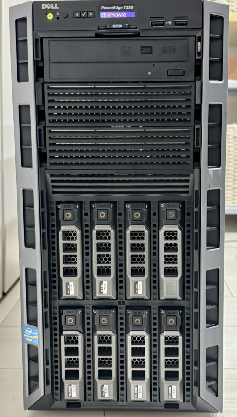 QNAP NAS を卒業して mergerfs + SnapRAID で「壊れても理解できる」ストレージを作った